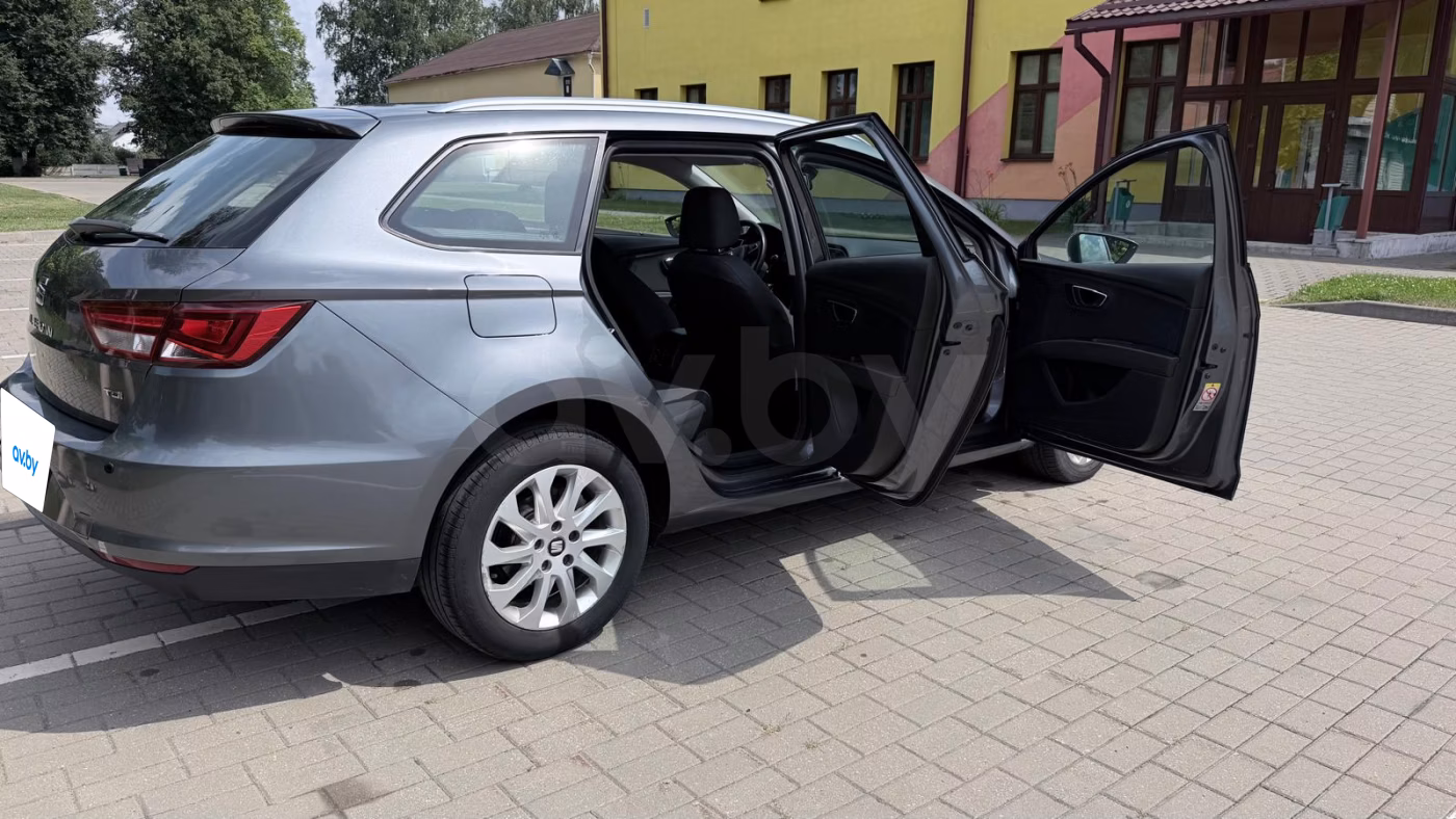 SEAT Leon фото 11