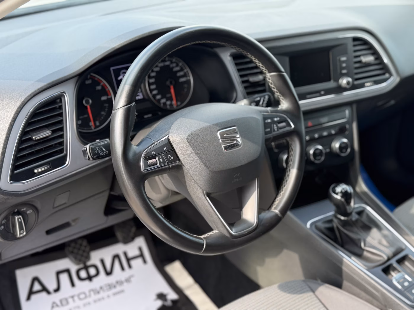 SEAT Leon фото 18