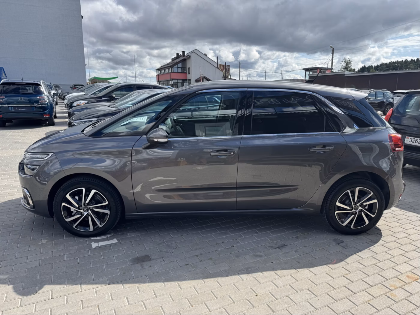 Citroen C4 Picasso фото 4