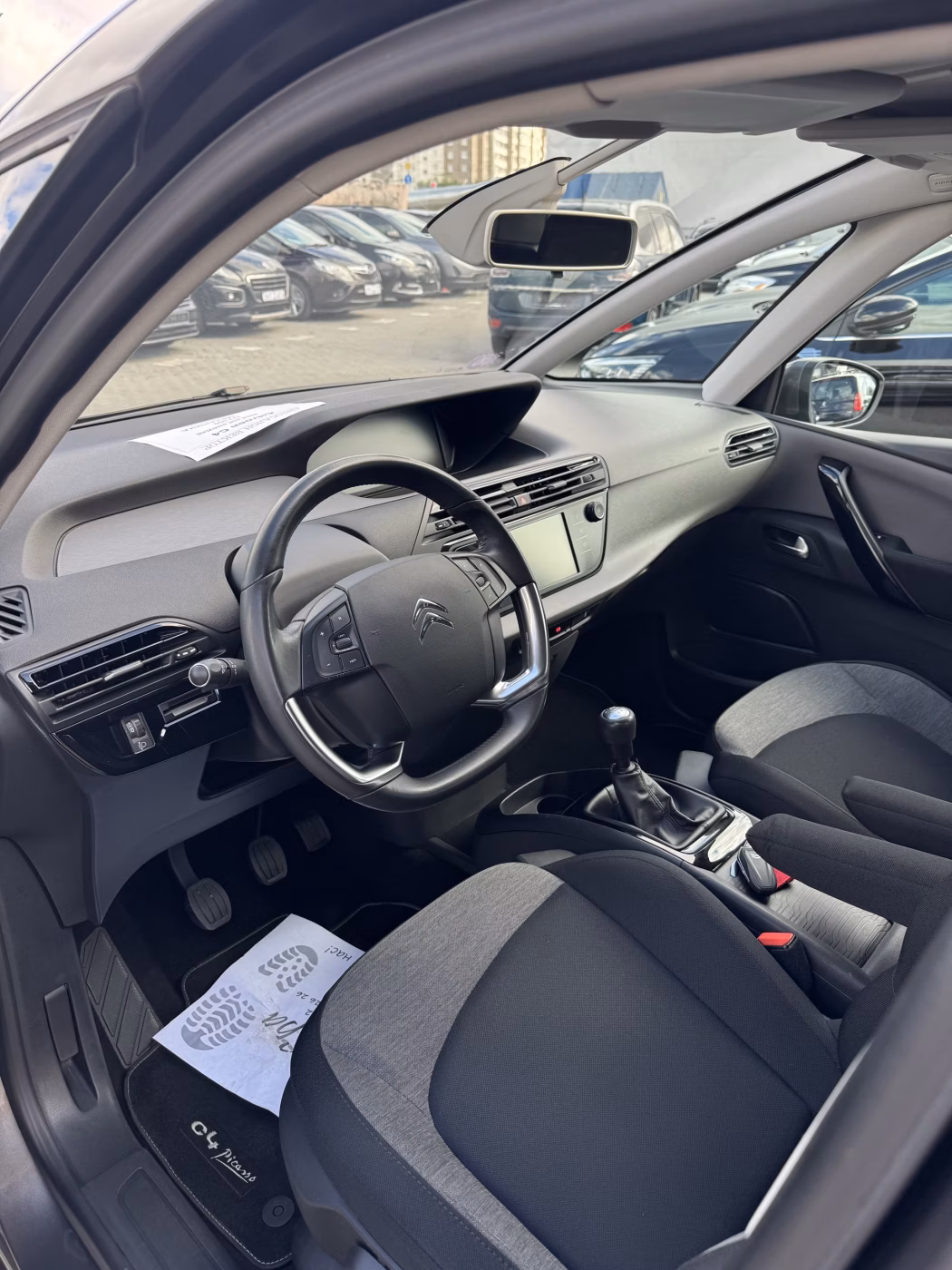 Citroen C4 Picasso фото 11