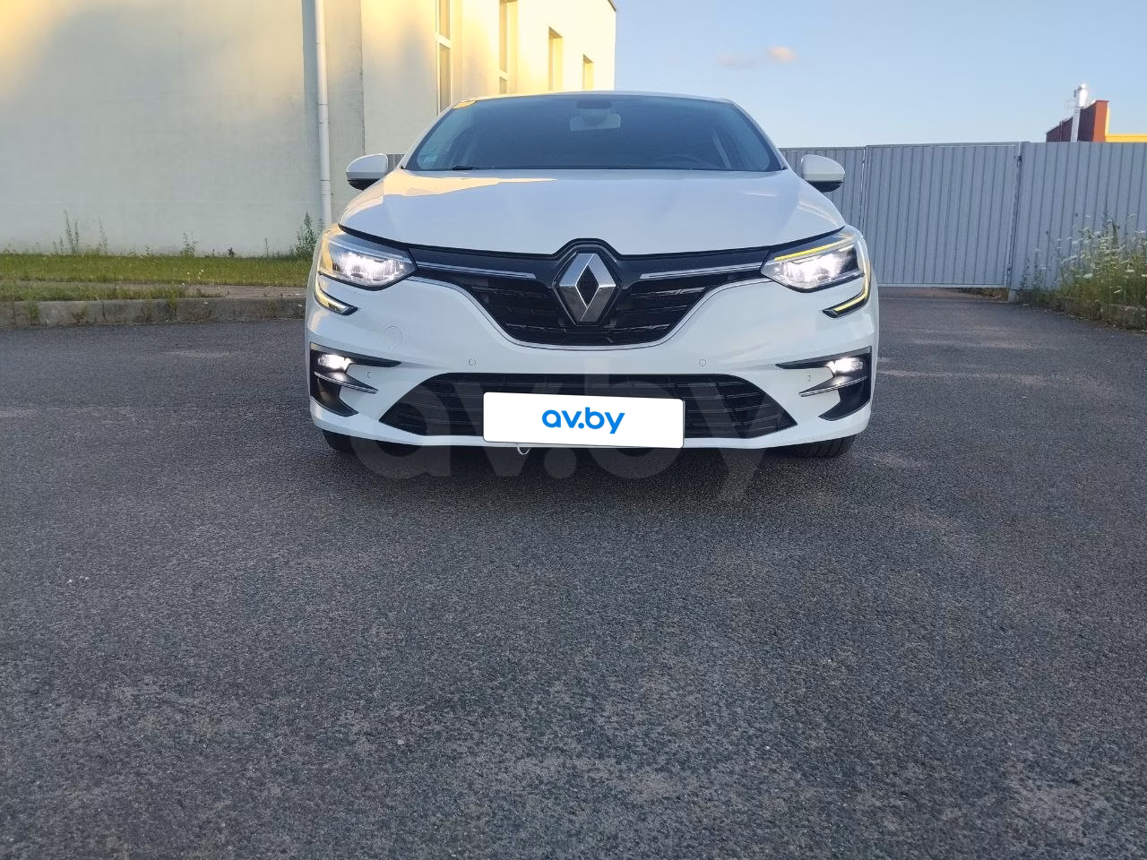 Renault Megane фото 18