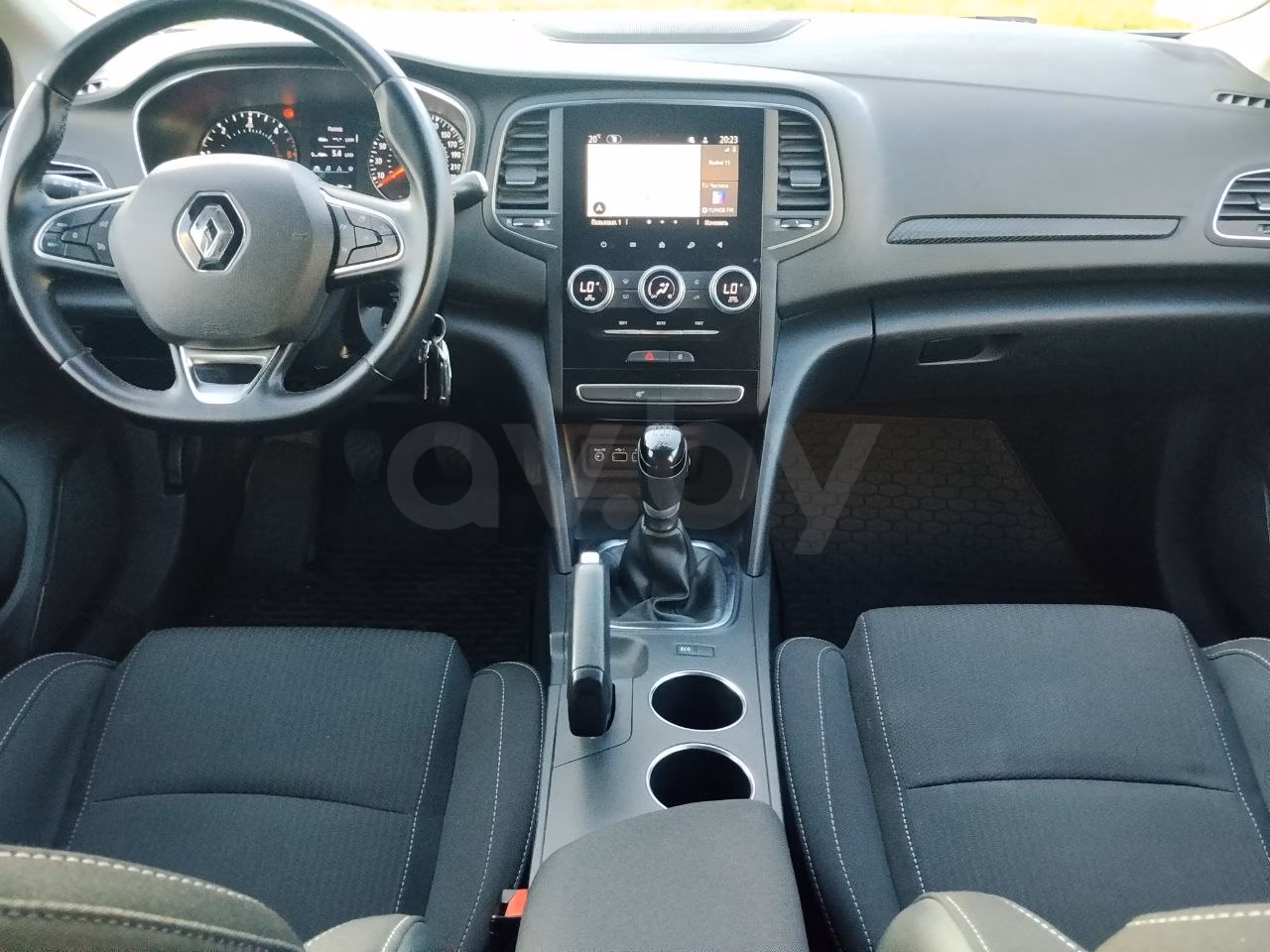 Renault Megane фото 19