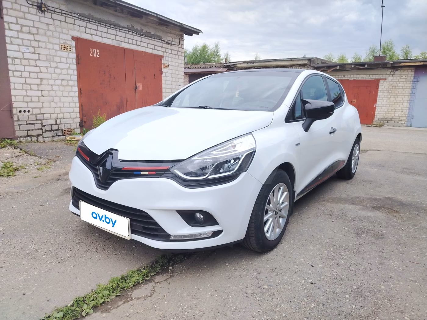 Renault Clio фото 4