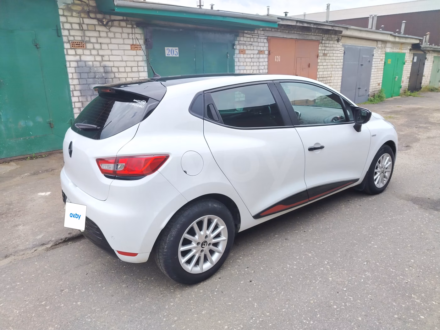 Renault Clio фото 5