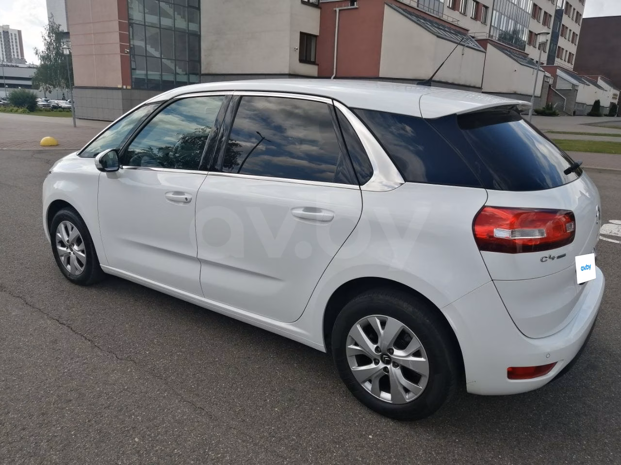 Citroen C4 Picasso фото 2