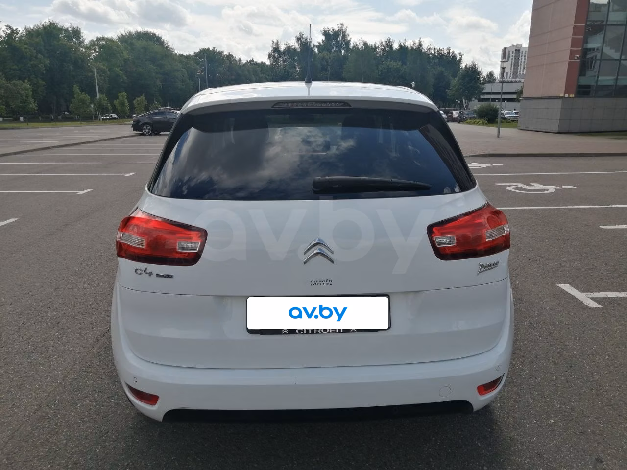 Citroen C4 Picasso фото 12