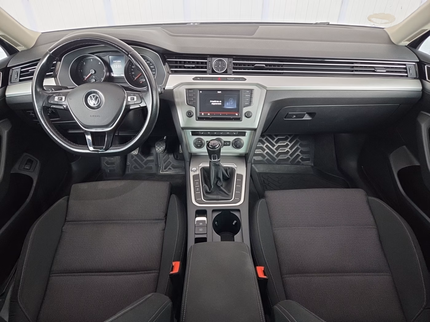 Volkswagen Passat фото 9