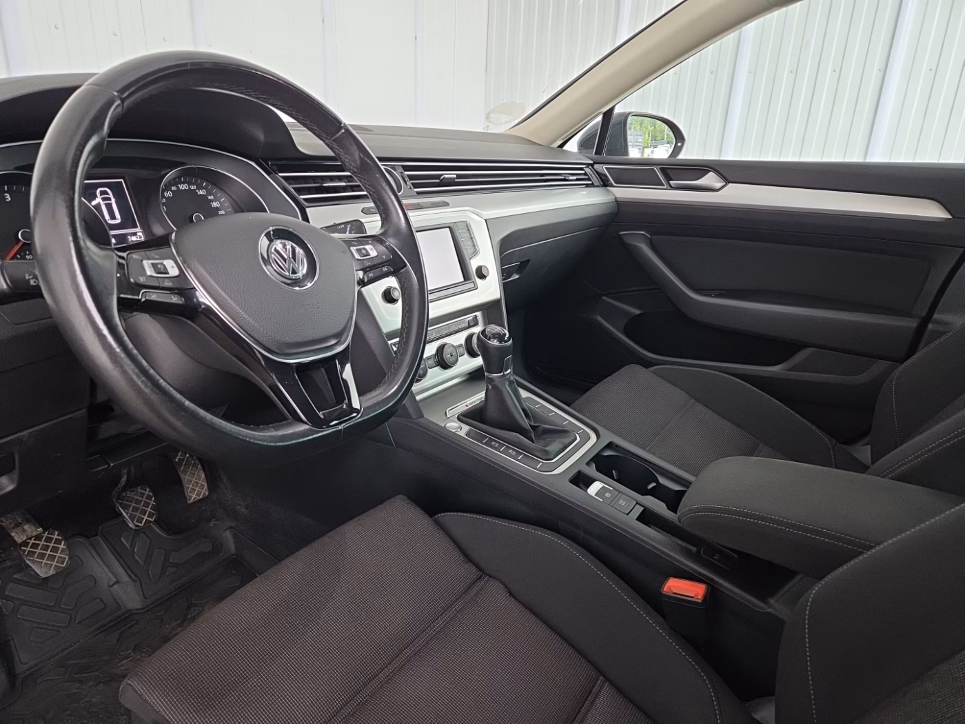 Volkswagen Passat фото 11