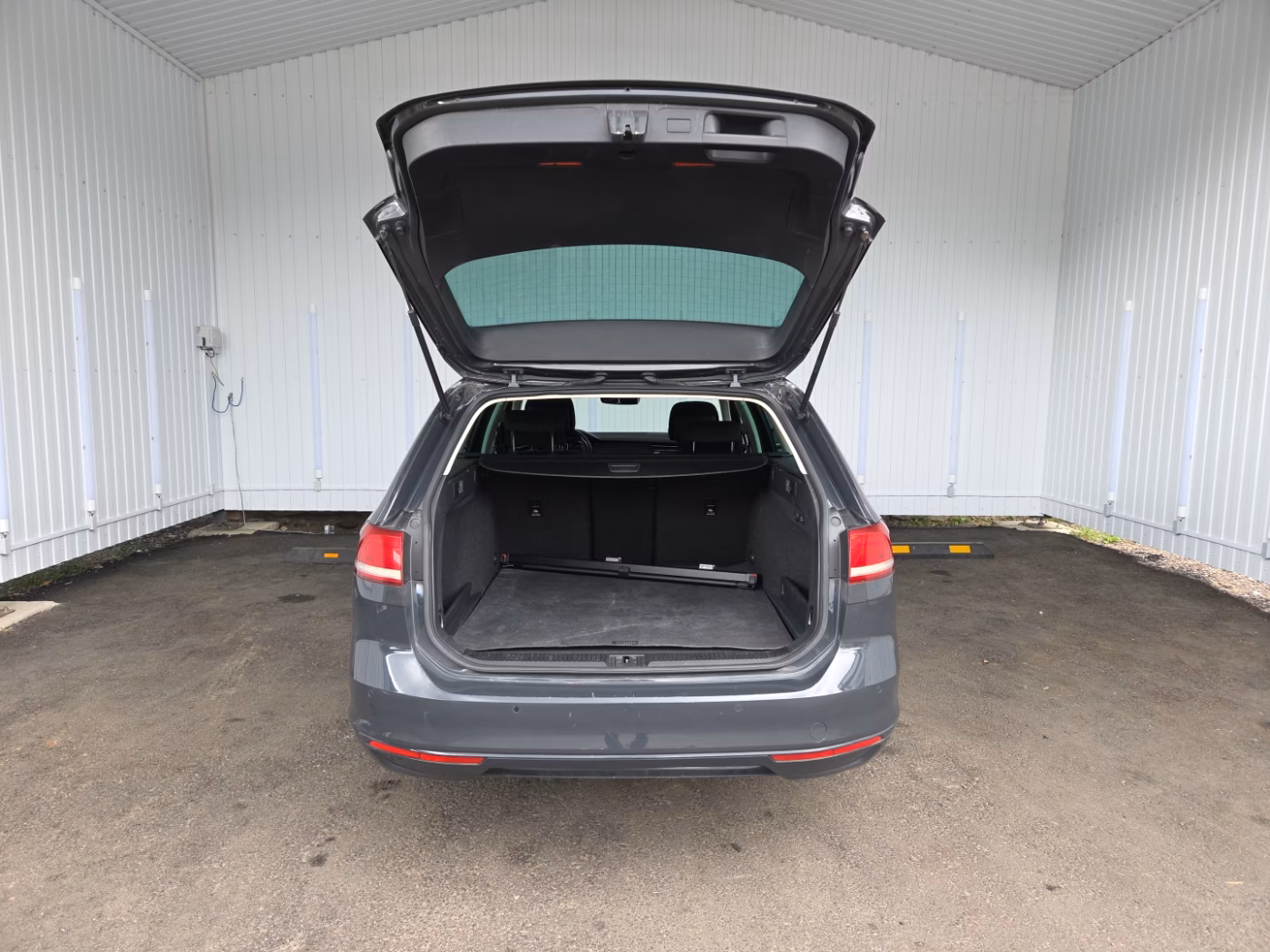 Volkswagen Passat фото 17