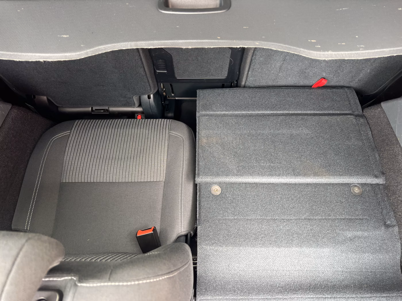 Ford Grand C-Max фото 17