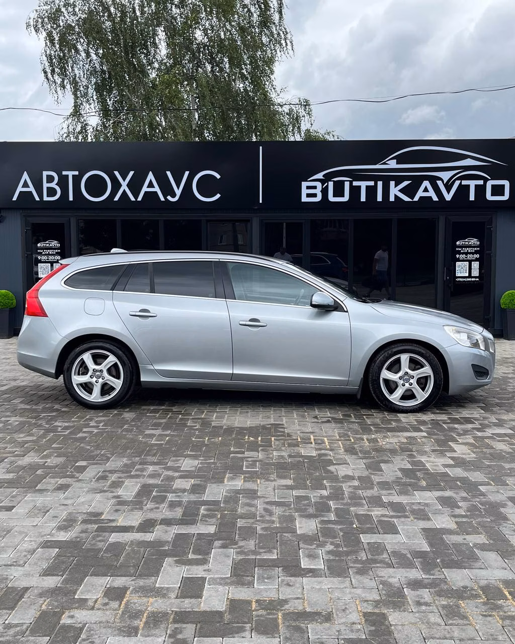 Volvo V60 фото 6