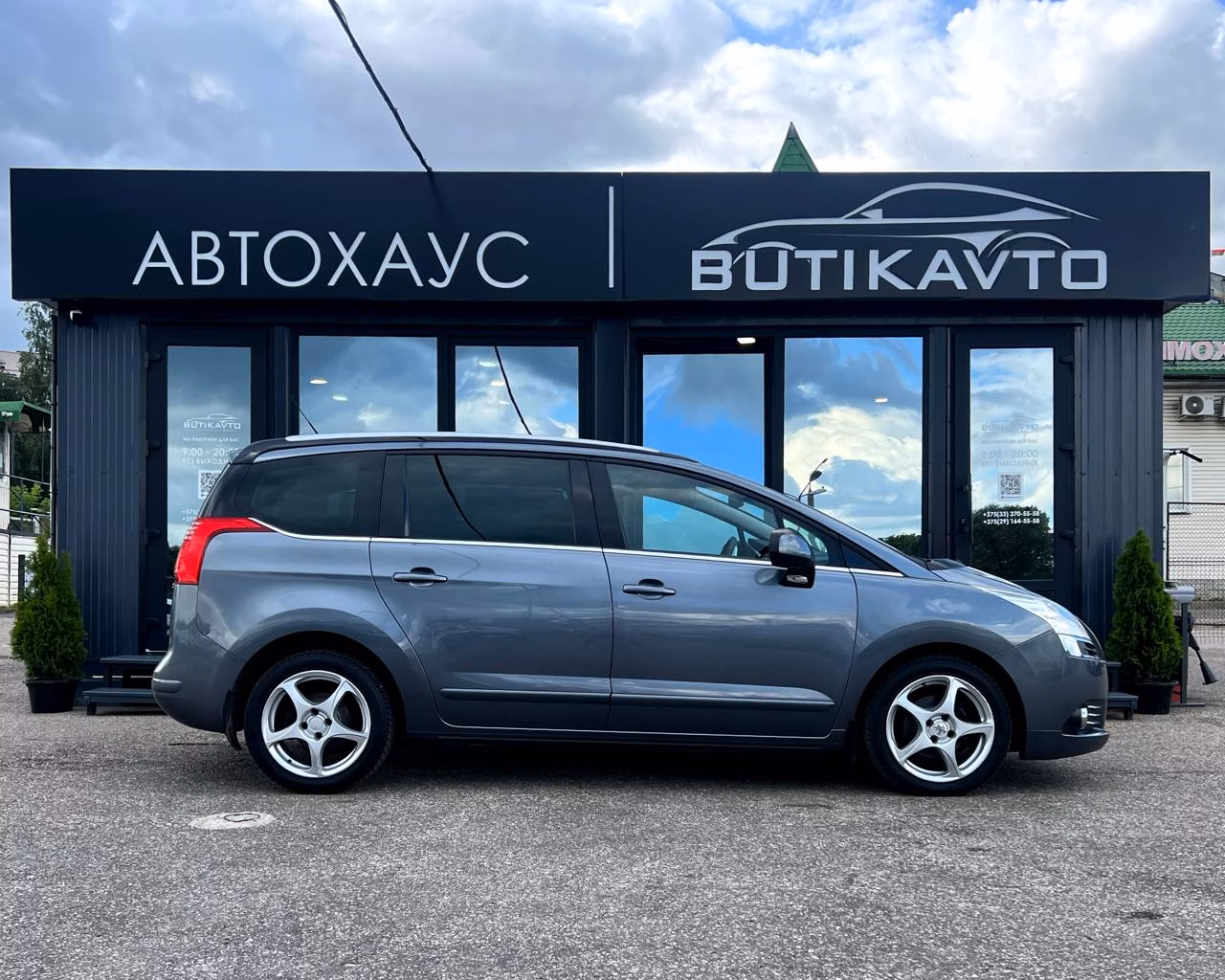 Peugeot 5008 фото 8