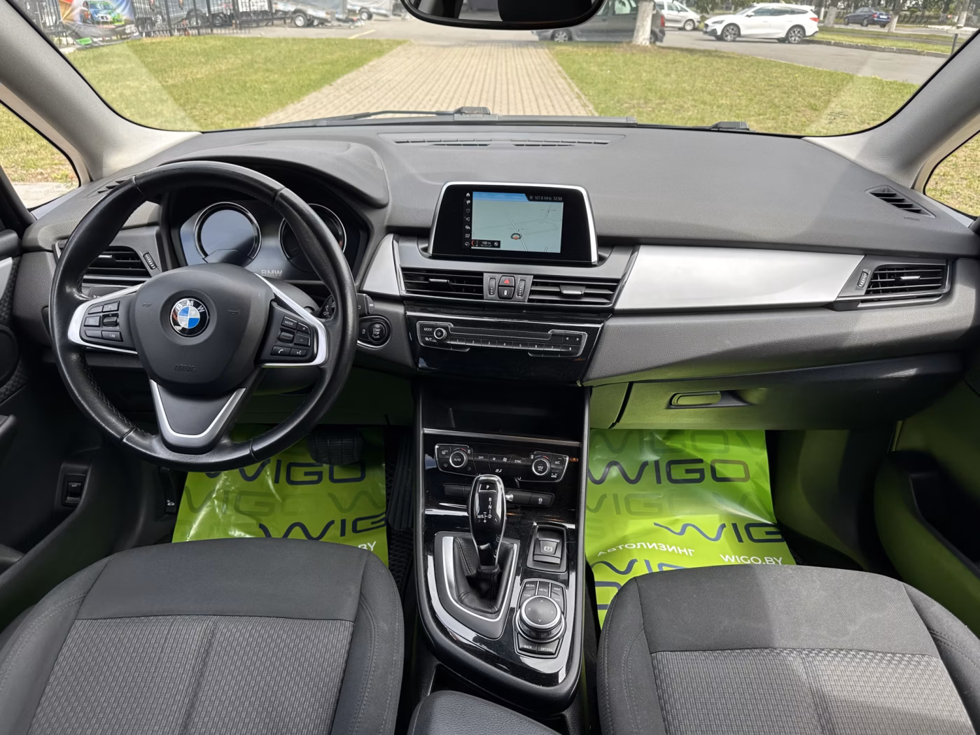 BMW 2 серия Active Tourer фото 8