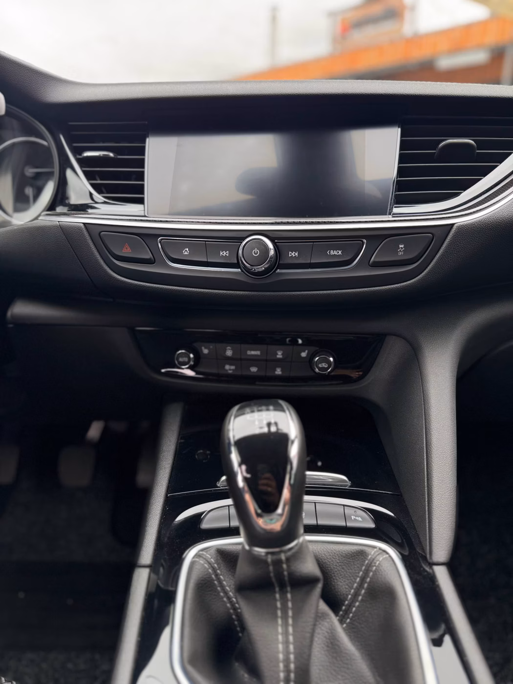 Opel Insignia фото 11