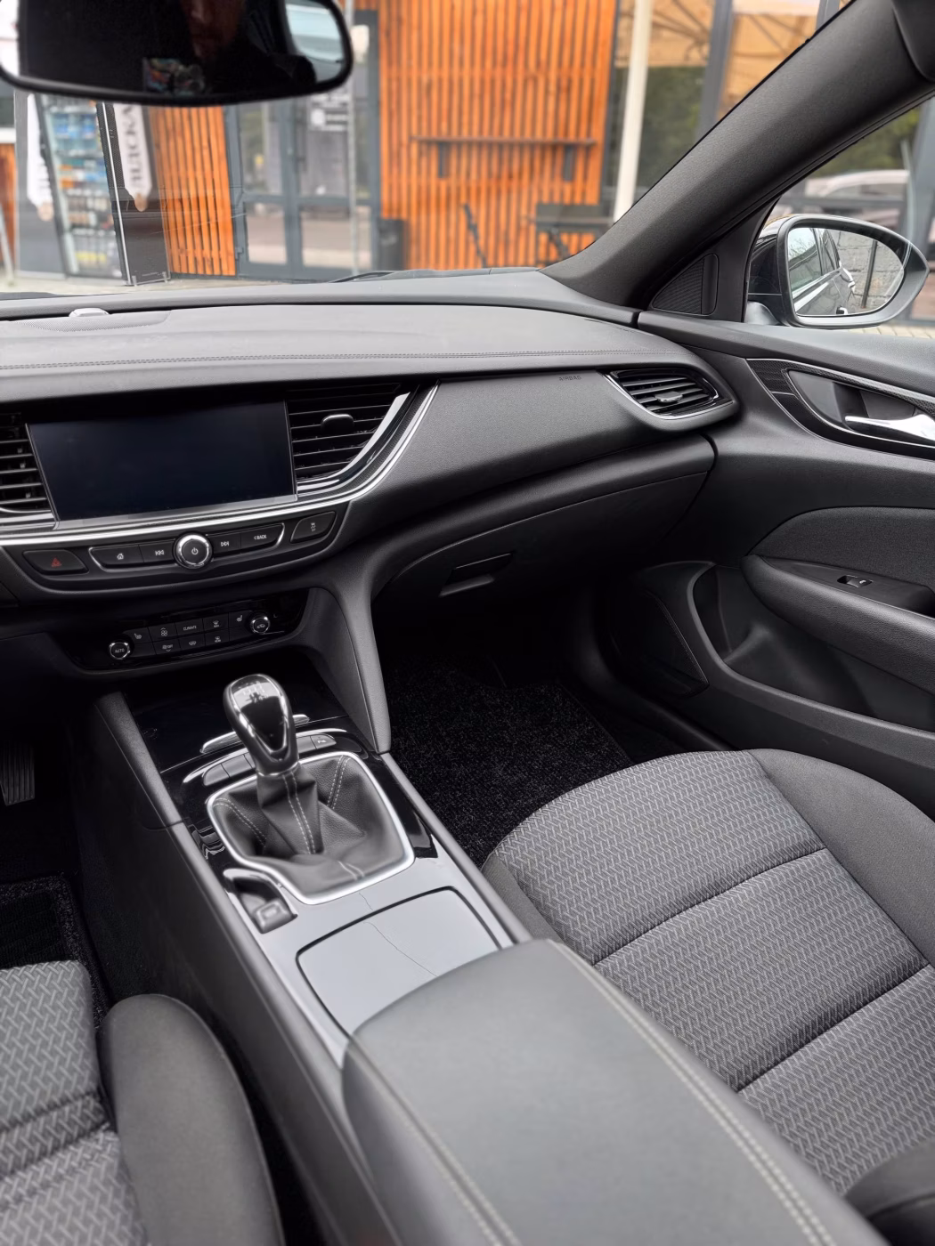 Opel Insignia фото 12