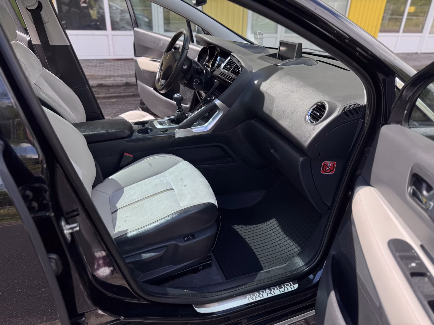 Peugeot 3008 фото 11