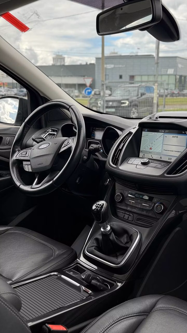 Ford Kuga фото 11