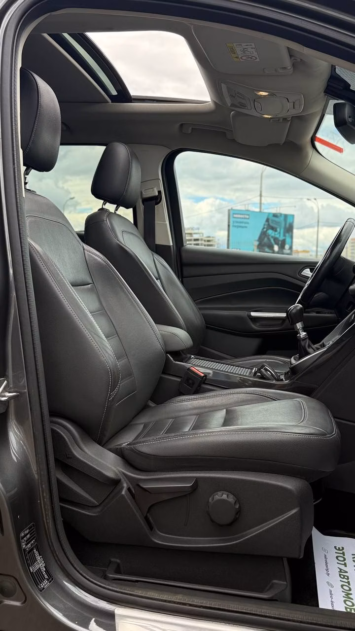 Ford Kuga фото 18