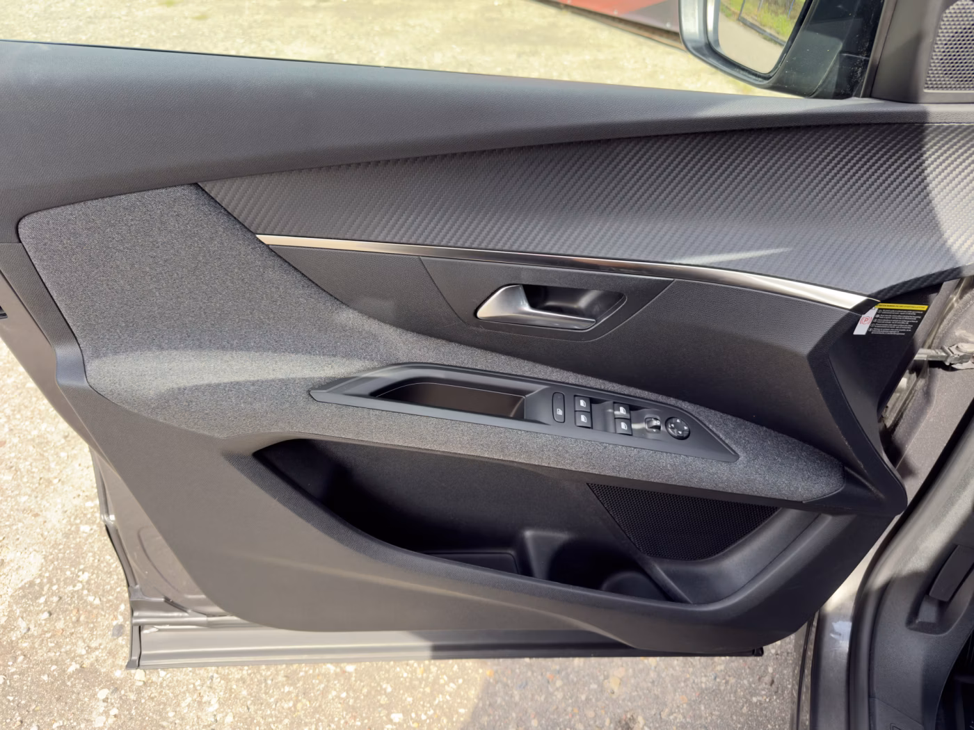 Peugeot 3008 фото 9