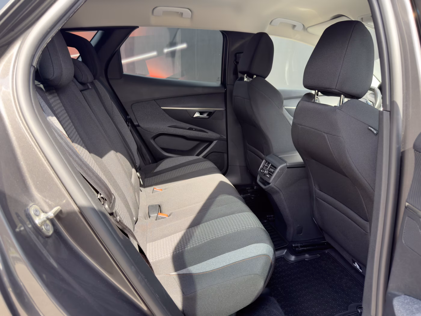 Peugeot 3008 фото 18