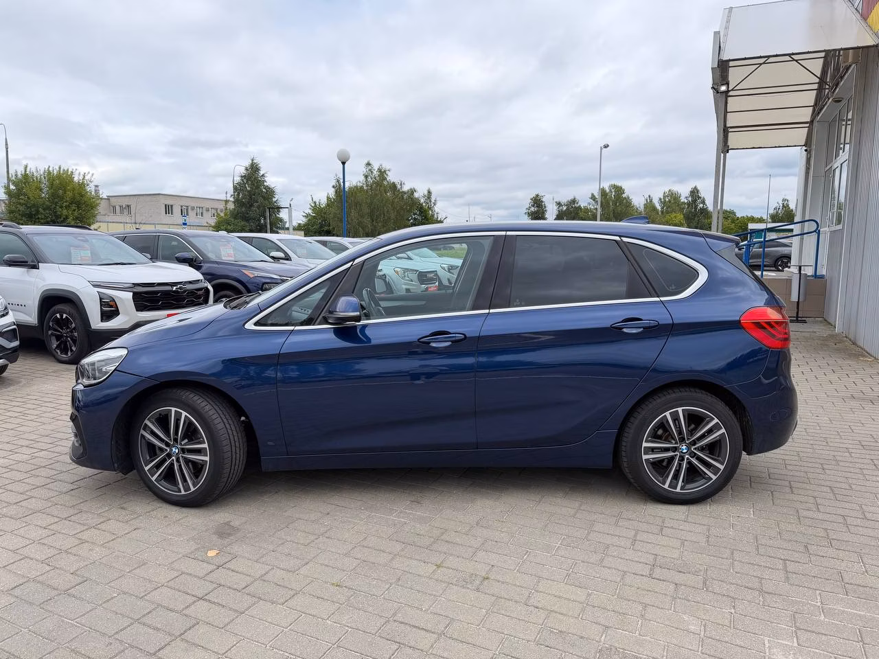 BMW 2 серия Active Tourer фото 8
