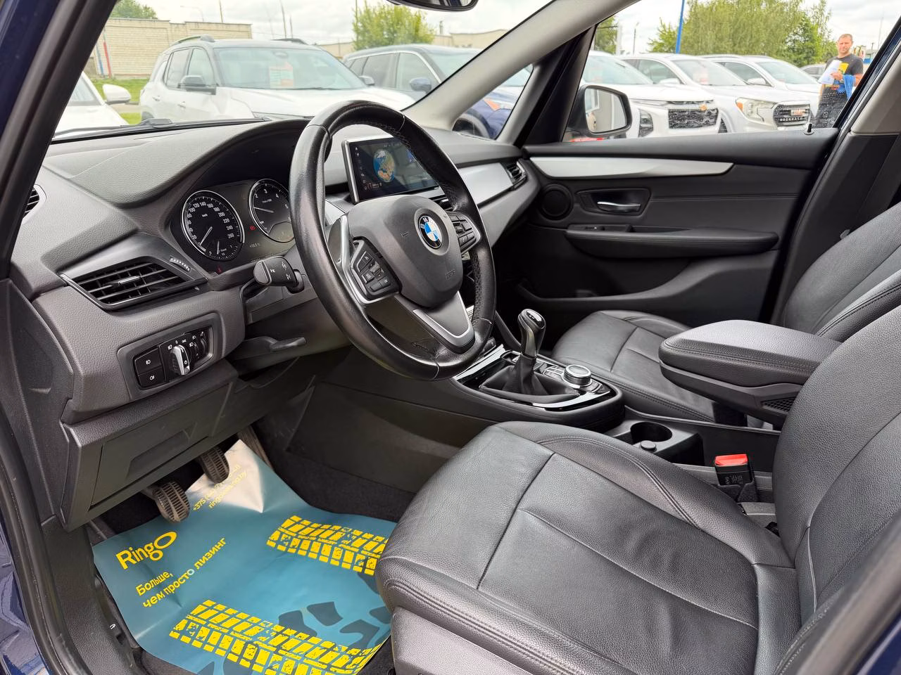BMW 2 серия Active Tourer фото 9