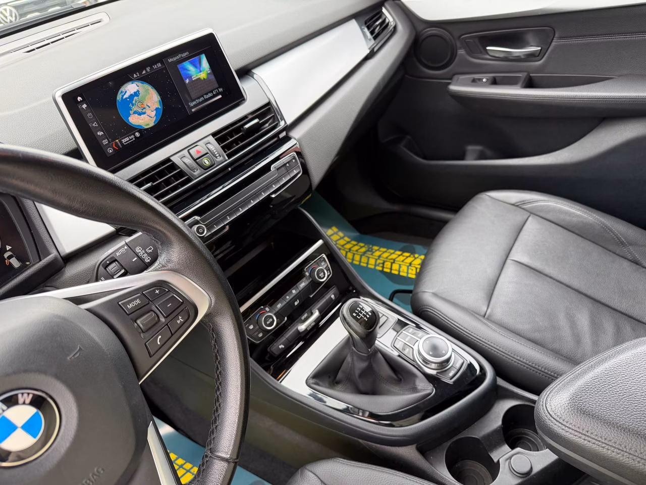 BMW 2 серия Active Tourer фото 13