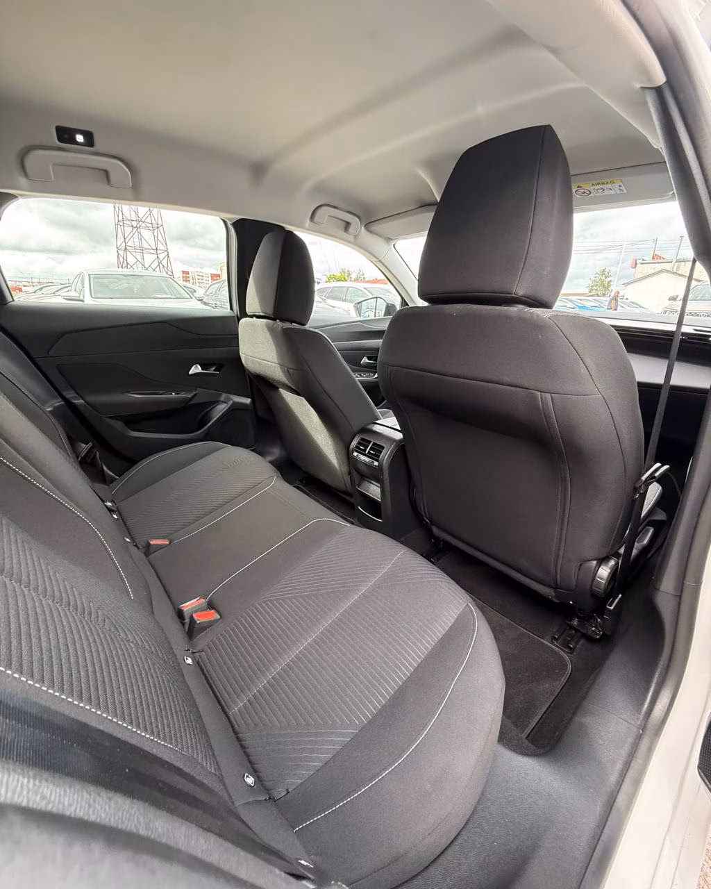 Peugeot 308 фото 13