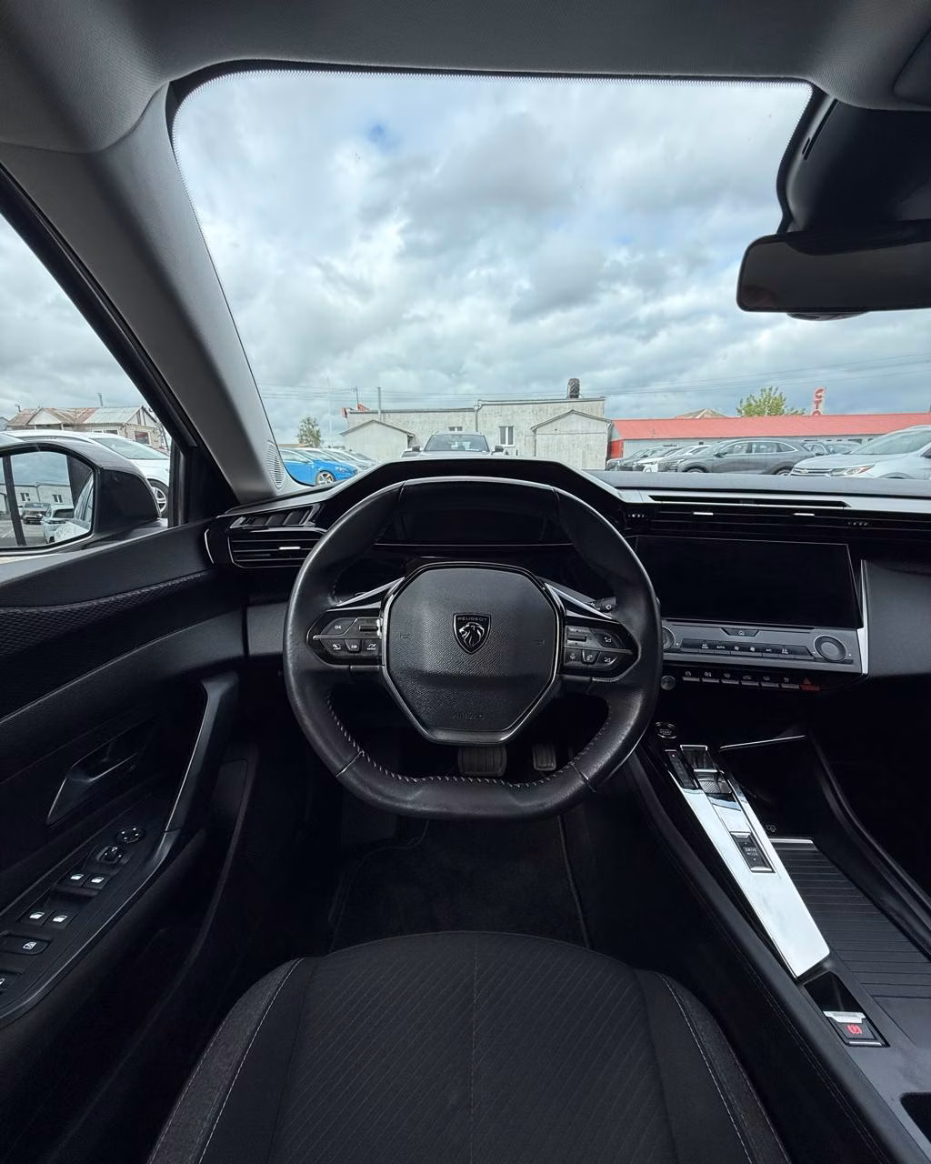 Peugeot 308 фото 15