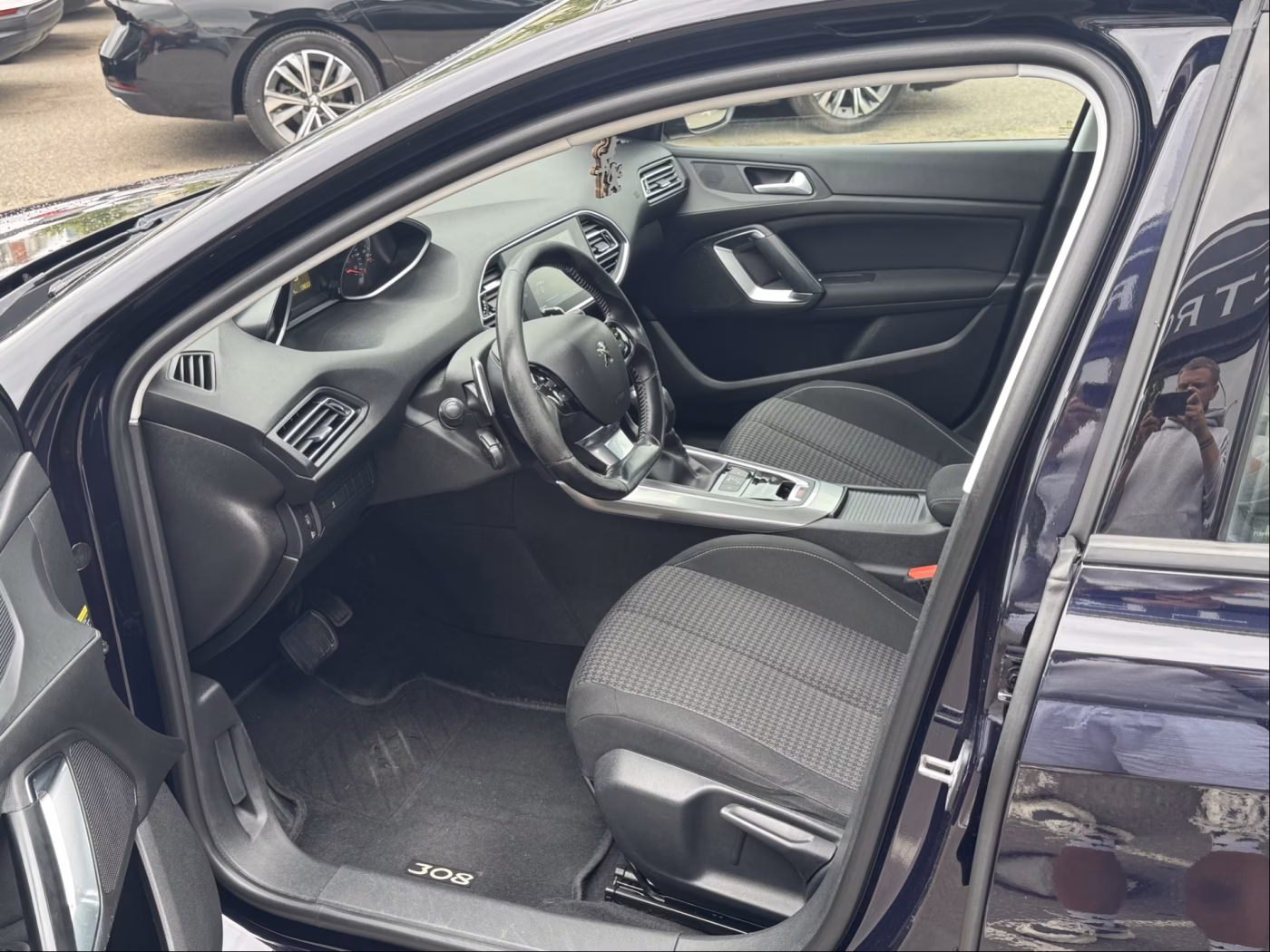 Peugeot 308 фото 13