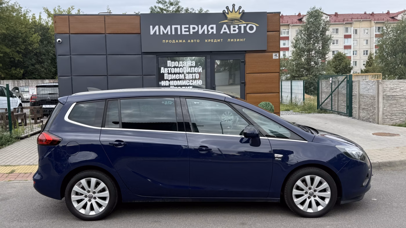 Opel Zafira фото 4