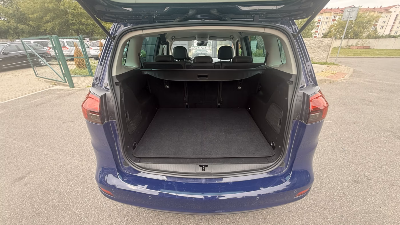 Opel Zafira фото 9