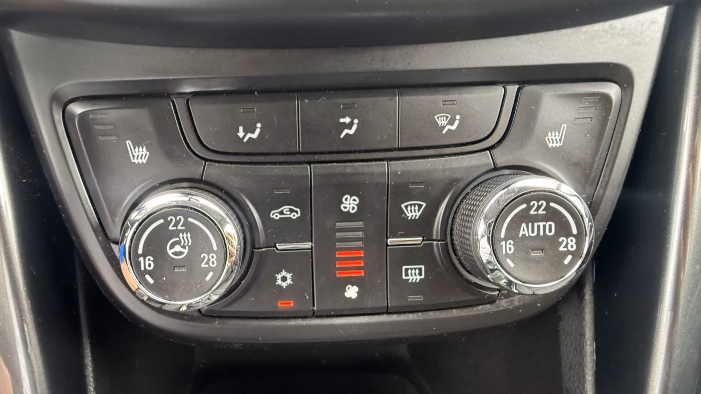 Opel Zafira фото 14