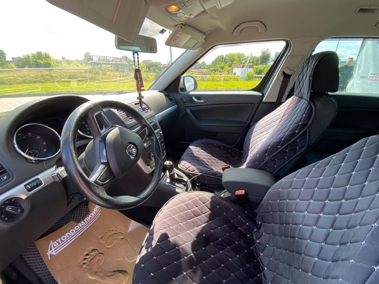 Skoda Yeti фото 9