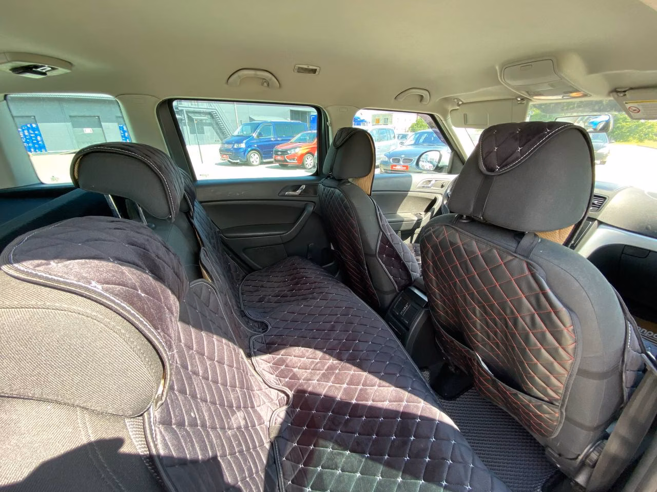 Skoda Yeti фото 11