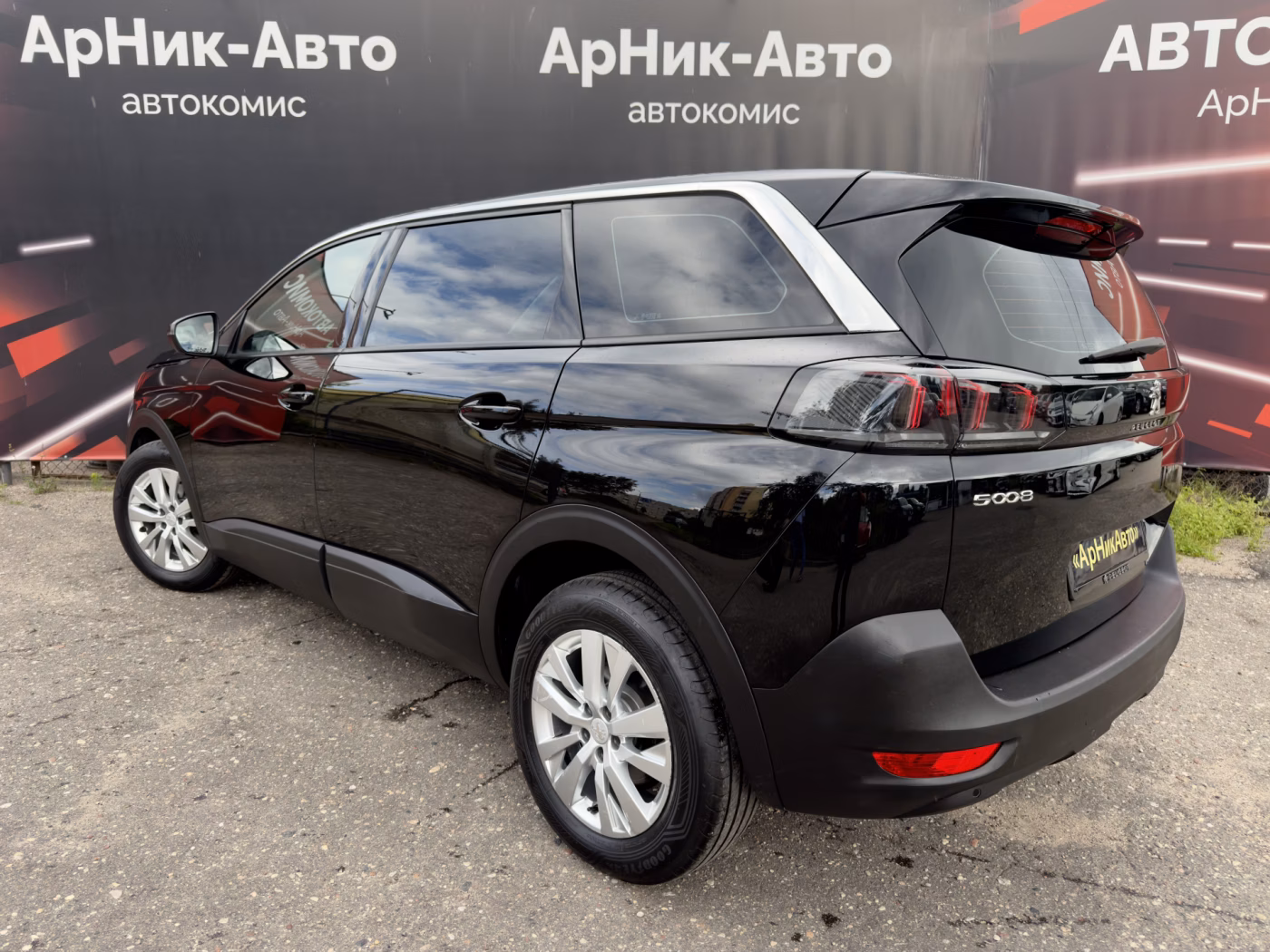 Peugeot 5008 фото 6