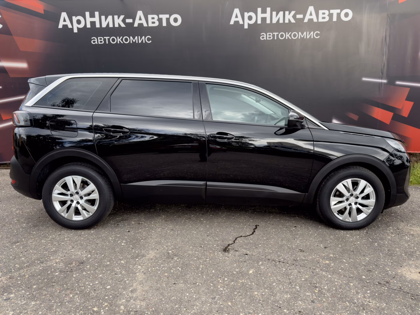 Peugeot 5008 фото 8
