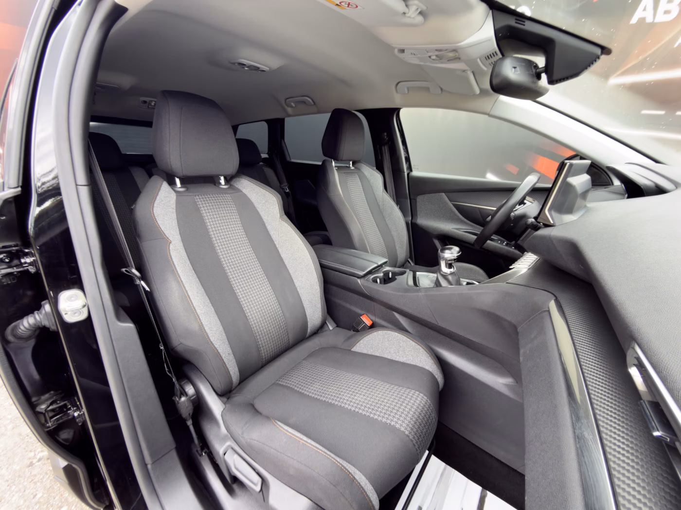Peugeot 5008 фото 14