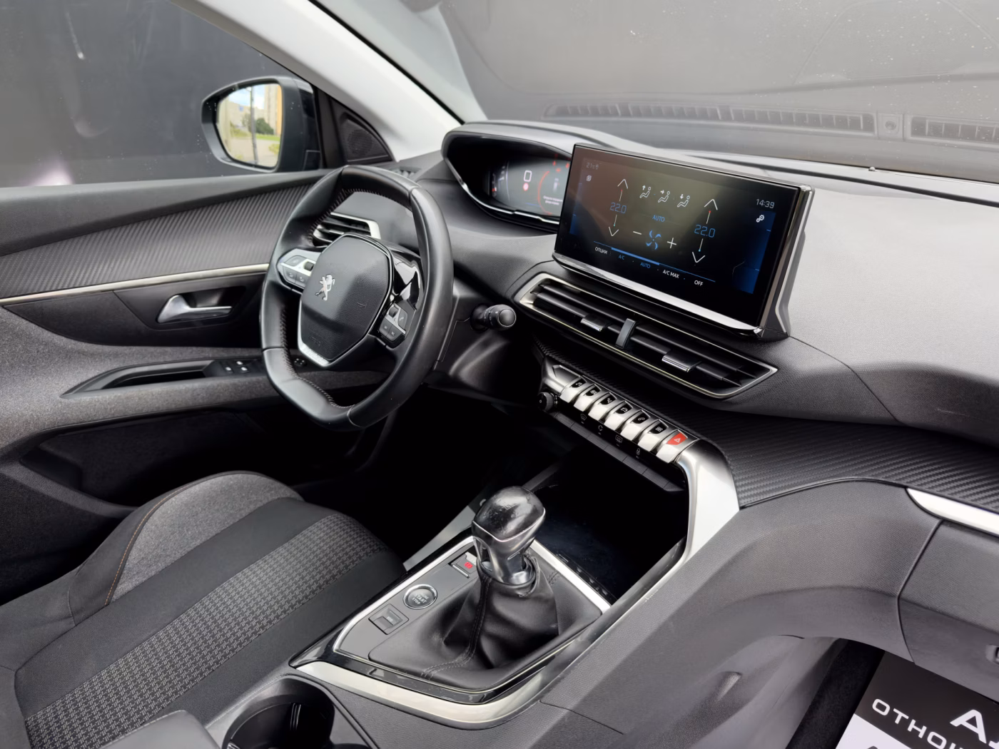 Peugeot 5008 фото 17