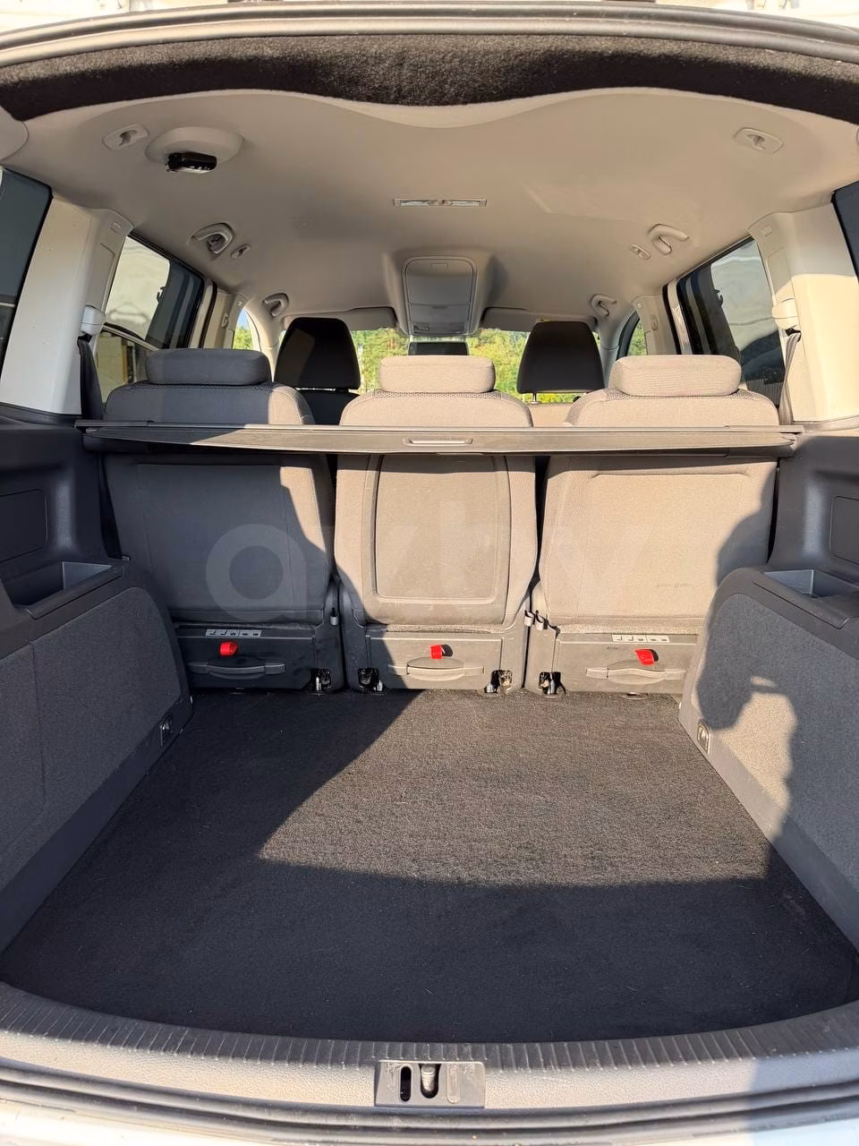 Volkswagen Touran фото 9