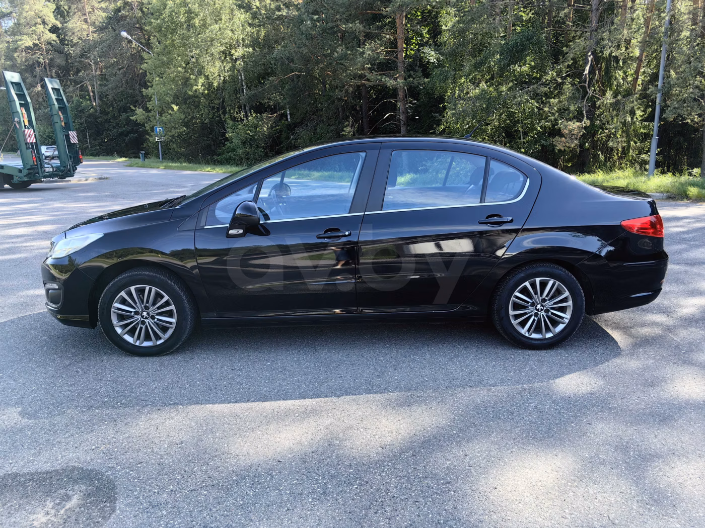 Peugeot 408 фото 4