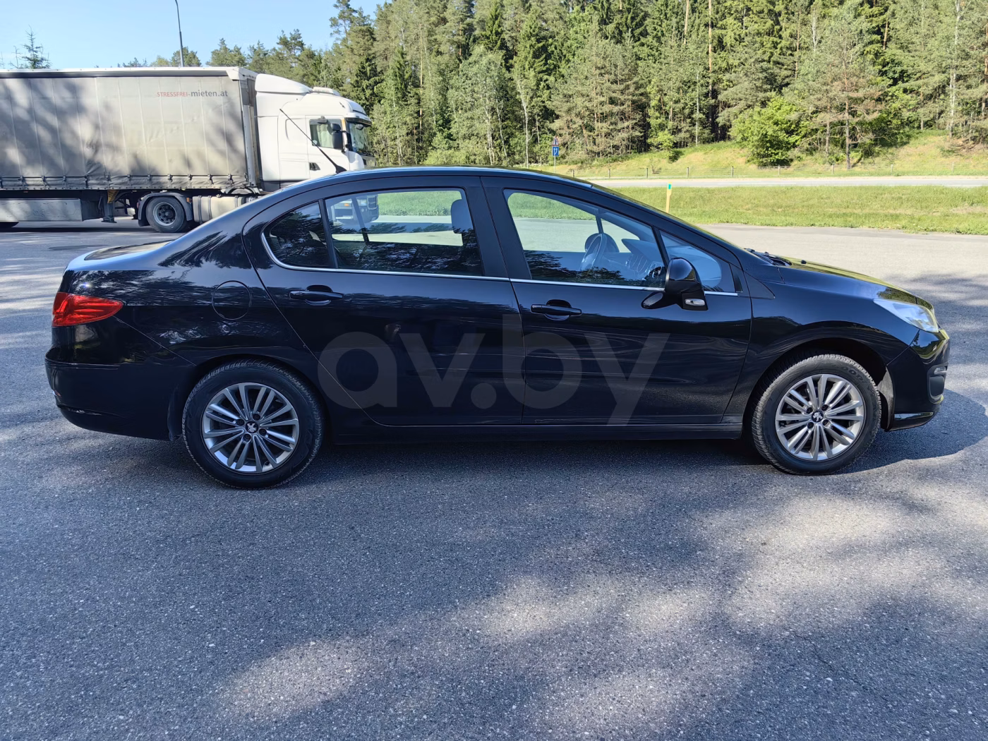 Peugeot 408 фото 5