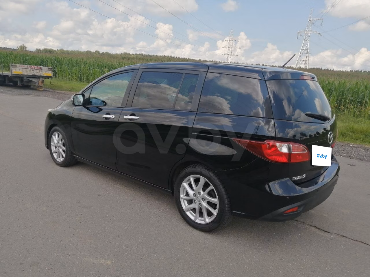 Mazda 5 фото 7