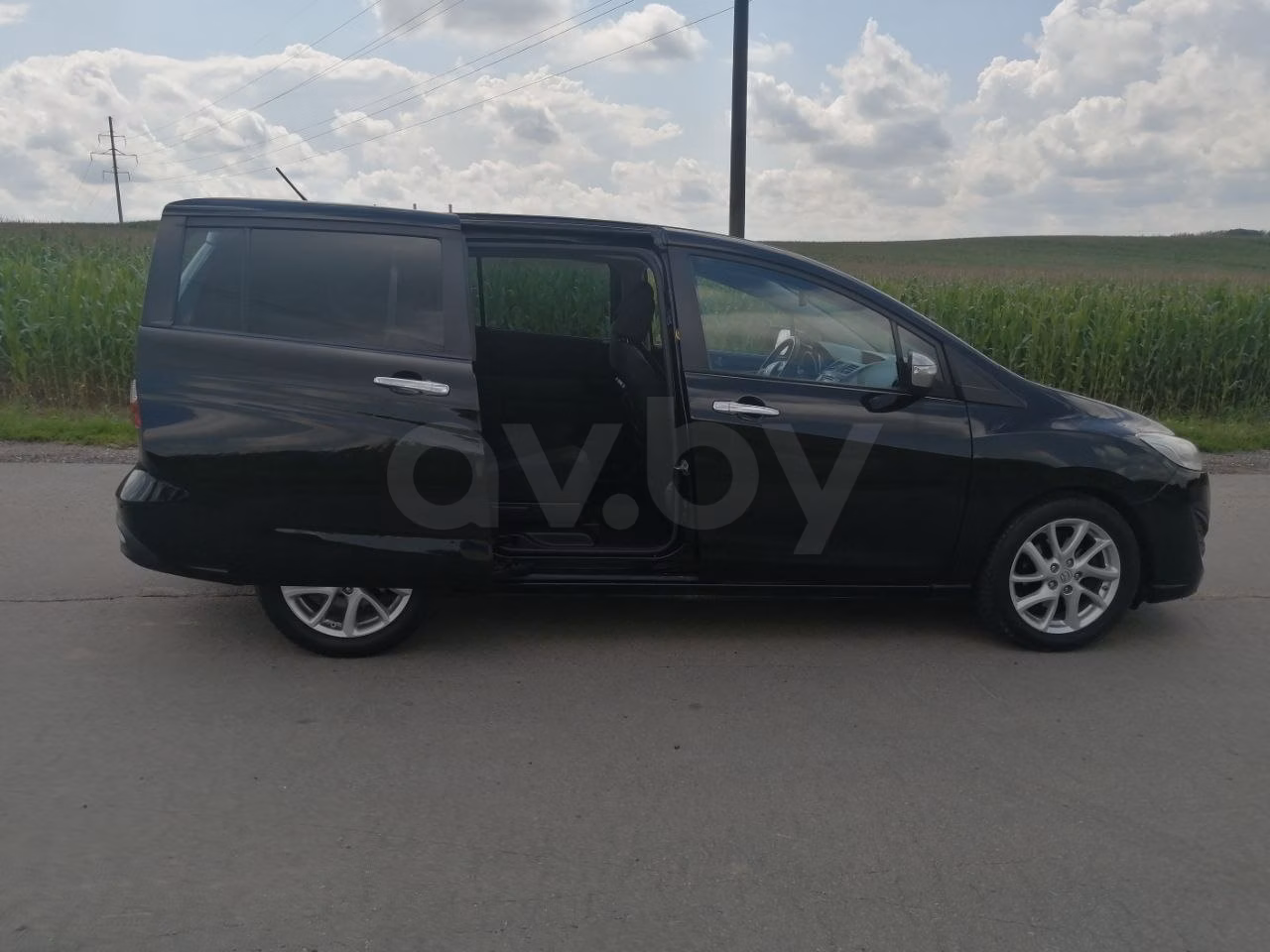 Mazda 5 фото 14