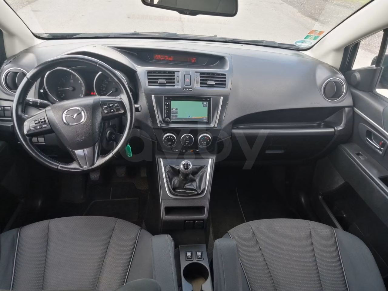Mazda 5 фото 16