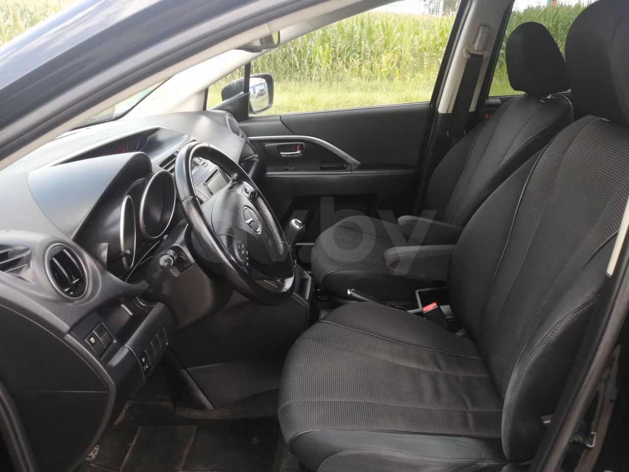 Mazda 5 фото 17