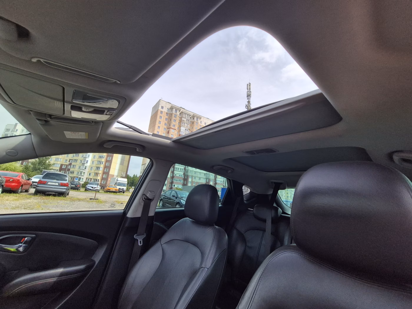 Hyundai ix35 фото 10