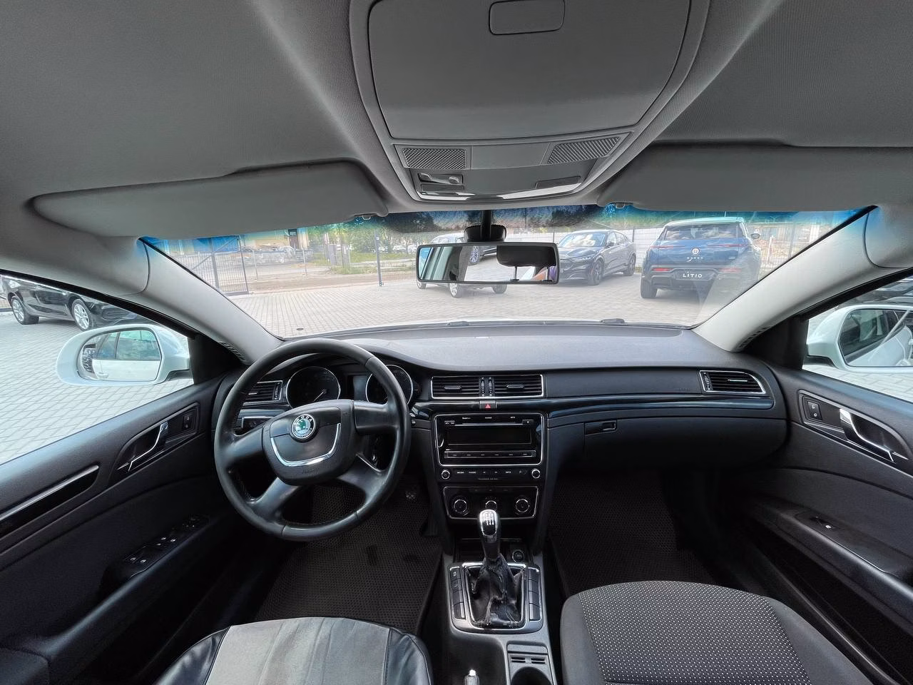 Skoda Superb фото 12