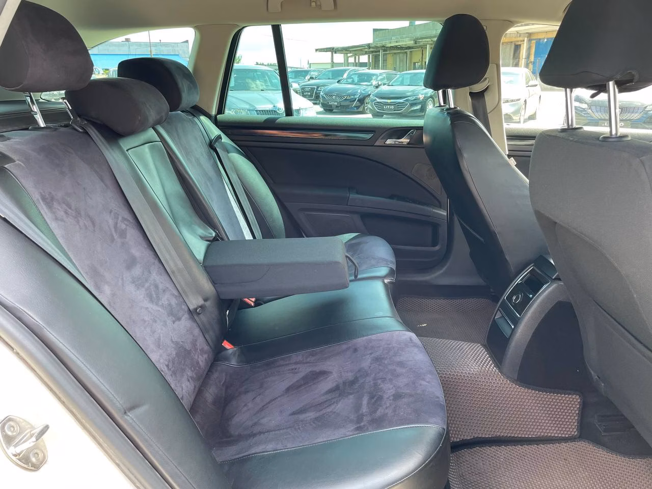 Skoda Superb фото 18