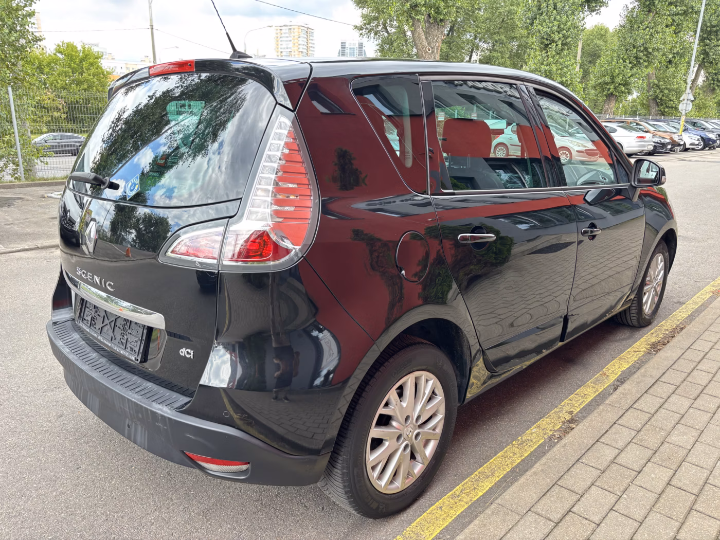 Renault Scenic фото 7